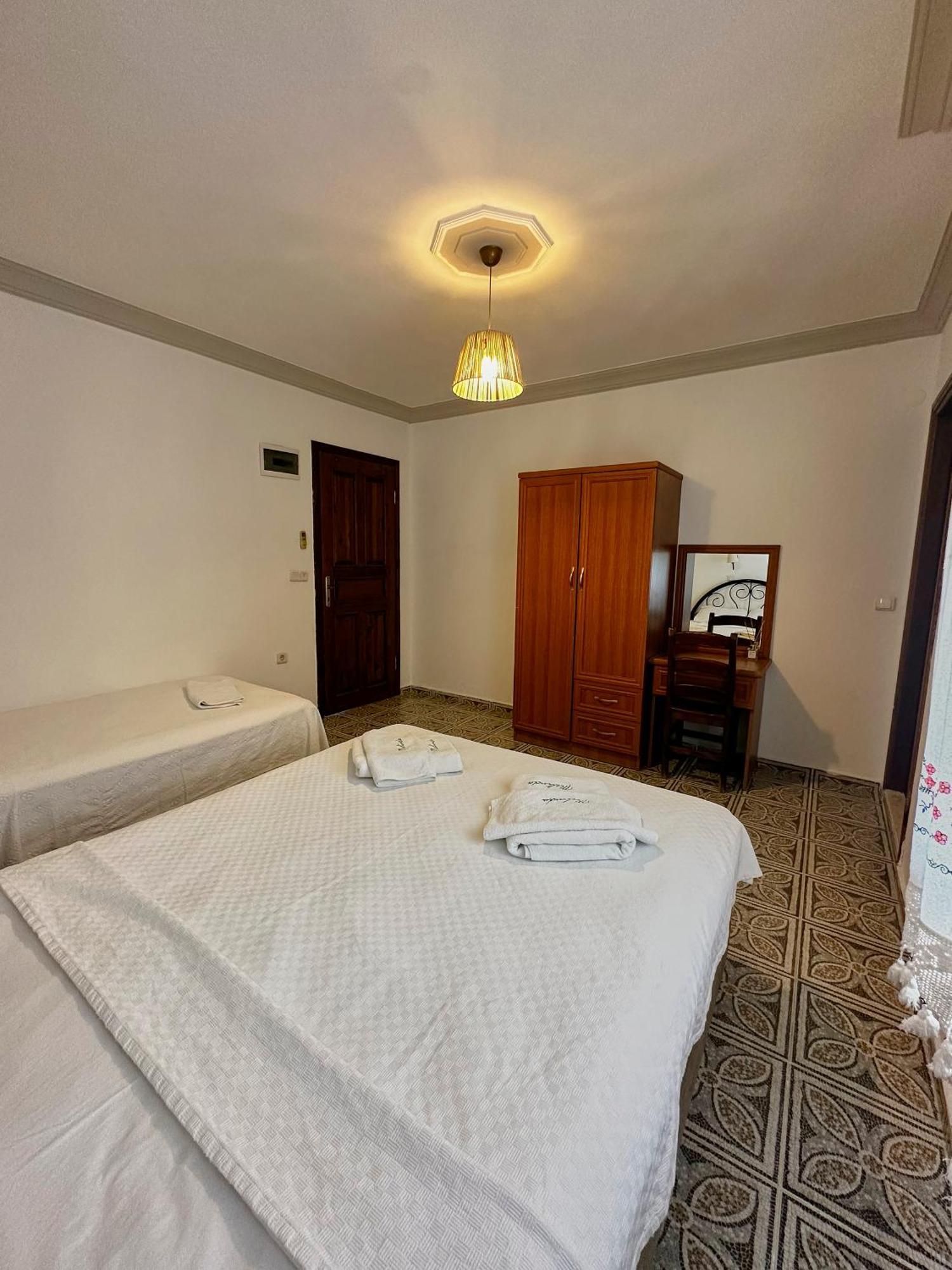 ميسوديه Melinda Pension & Restaurant المظهر الخارجي الصورة